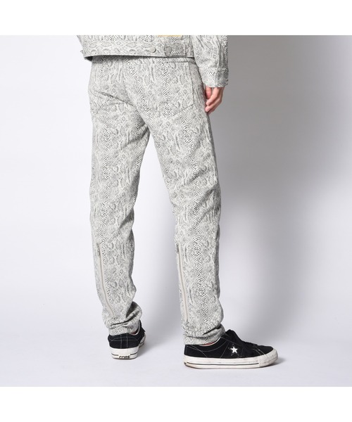 FULL-BK（フルビーケー）の「PYTHON PANTS（その他パンツ・メンズ・グレー・MEDIUM/LARGE/X-LARGE）」の3枚目の写真