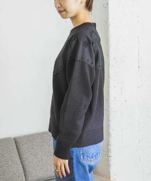 URBAN RESEARCH（アーバンリサーチ）の「カットワークレースドッキングニット（ニット/セーター・レディース・ブラック/オフホワイト・FREE）」の20枚目の写真