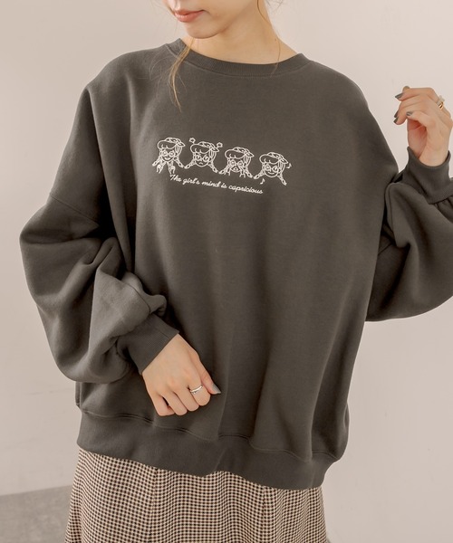 OLIVE des OLIVE（オリーブデオリーブ）の「【WEB限定】Anneちゃん裏起毛プルオーバー（スウェット・レディース・ボルドー/アイボリー/グリーン/スミクロ・FREE）」の2枚目の写真