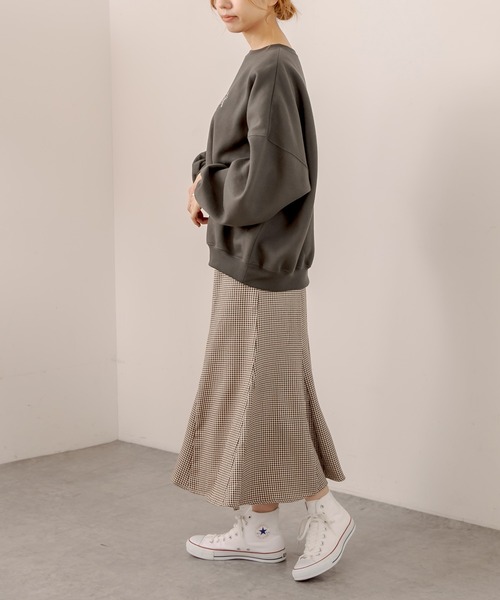 OLIVE des OLIVE（オリーブデオリーブ）の「【WEB限定】Anneちゃん裏起毛プルオーバー（スウェット・レディース・ボルドー/アイボリー/グリーン/スミクロ・FREE）」の18枚目の写真