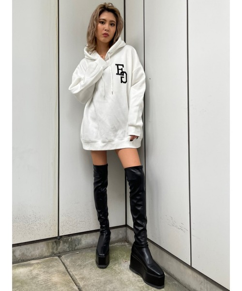 EGOIST（エゴイスト）の「EG刺繍ユニセックスパーカー（パーカー・レディース・ホワイト/グリーン/ブラック・FREE）」の4枚目の写真