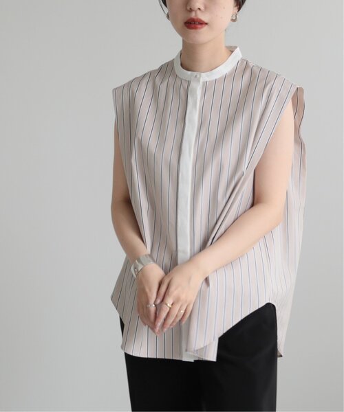 MJUKA.(ミューカ)の「STRIPE SLEEVELESS BLOUSE(シャツ/ブラウス・レディース・ベージュ系・FREE)」の2枚目の写真