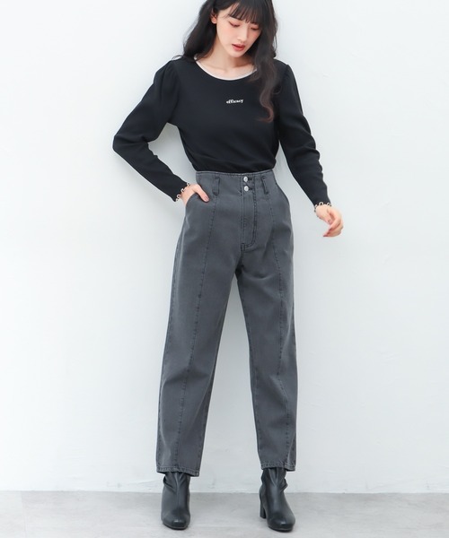 Honeys（ハニーズ）の「デニムストレートパンツ（デニムパンツ・レディース・ホワイト/ブラック/ラベンダー/グリーン系その他/ライトインディゴブルー・S/M/L）」の11枚目の写真