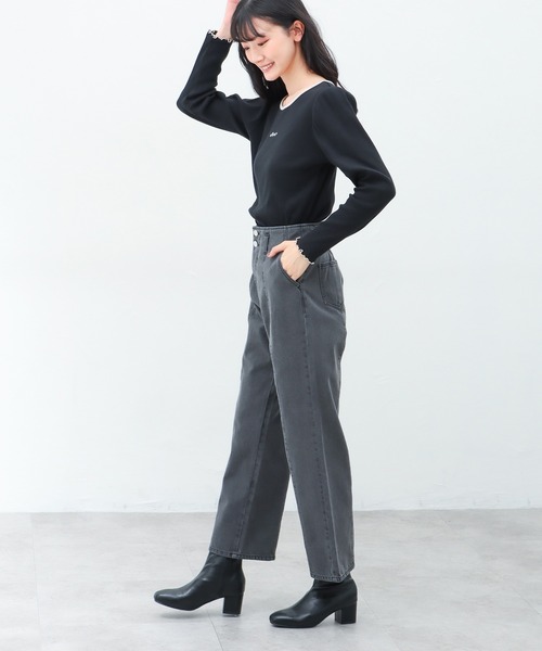 Honeys（ハニーズ）の「デニムストレートパンツ（デニムパンツ・レディース・ホワイト/ブラック/ラベンダー/グリーン系その他/ライトインディゴブルー・S/M/L）」の12枚目の写真