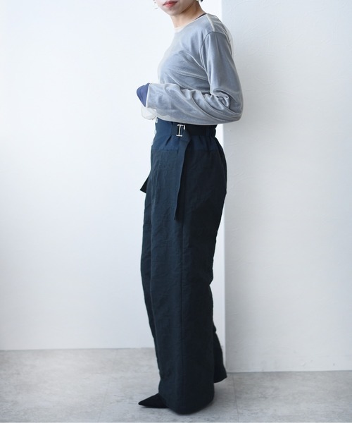 Eimee Law(エイミーロウ)の「フクレジャガードワイドパンツ(その他パンツ・レディース・ブラック/ベージュ・38)」の7枚目の写真