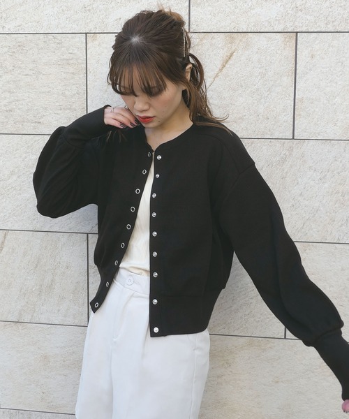 CORNERS(コーナーズ)の「ワッフルショートカーディガン(カーディガン/ボレロ・レディース・ブラック/グリーン/レッド/オフホワイト・M)」の7枚目の写真