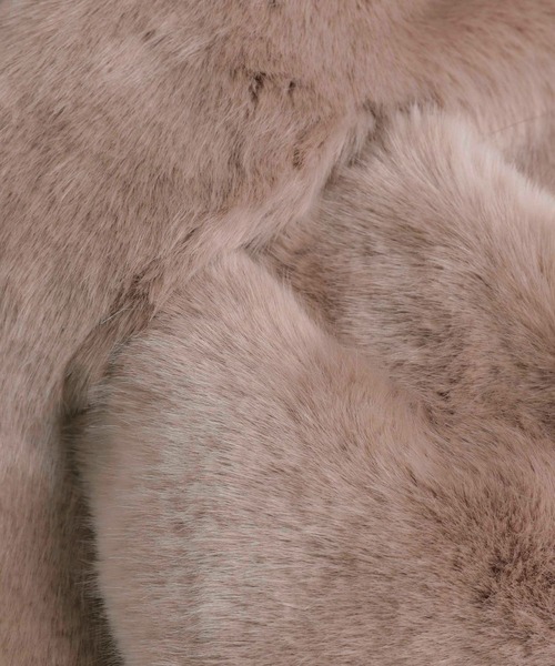 Andemiu（アンデミュウ）の「フェイクファーミニマフラー268517（マフラー・レディース・ベージュ/モカ・FREE）」の8枚目の写真