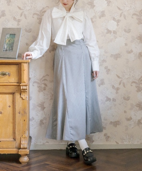 OLIVE des OLIVE(オリーブデオリーブ)の「ボウタイブラウス(シャツ/ブラウス・レディース・ブラック/オフホワイト/ピンク・FREE)」の4枚目の写真