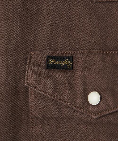Wrangler(ラングラー)の「【別注】<Wrangler>ブラウン デニムシャツ ∴(シャツ/ブラウス・レディース・ダークブラウン・FREE)」の15枚目の写真