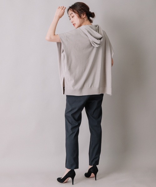 Munich（ミューニック）の「ハイツイストジャージースリーブレスフーディー（パーカー・レディース・ホワイト/ブラック/ブルーグレー/グレイッシュベージュ・FREE）」の7枚目の写真