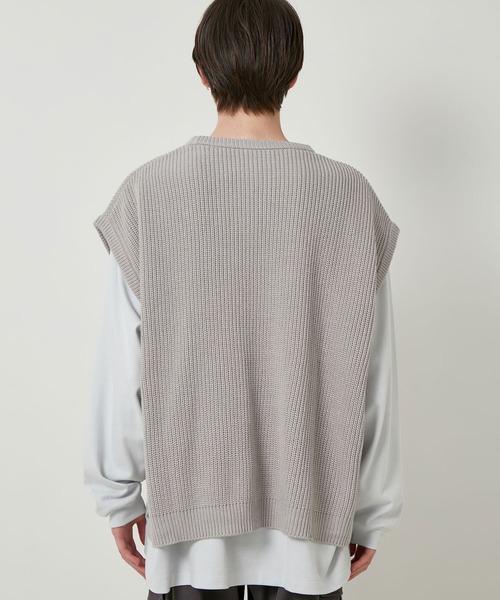 JUNRED（ジュンレッド）の「【ビッグシルエット】ルーズニットベスト（ベスト・メンズ・ライトグレー/ブラック/ベージュ・LL/M/L）」の21枚目の写真