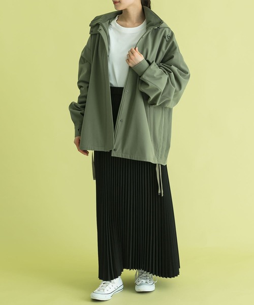 Uiscel(ユイセル)の「Uiscel アシンメトリープリーツマキシスカート(スカート・レディース・ベージュ/グリーン/ブラック・ONE)」の22枚目の写真