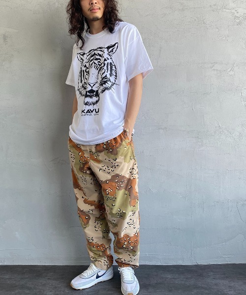 KAVU（カブー）の「[KAVU/カブー] タイガープリントTシャツ（Tシャツ/カットソー・レディース・ホワイト/ブラック・M/L/XL）」の5枚目の写真