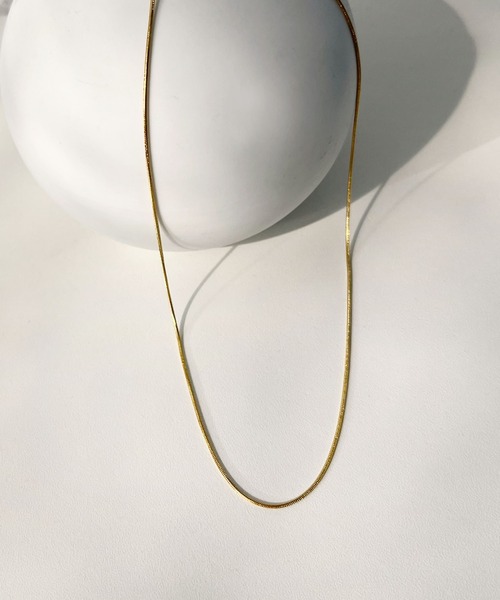CEMONEMO(セモネモ)の「【金属アレルギー対応】 スネークチェーン ネックレス 1mm / サージカルステンレス 316L(ネックレス・レディース・ゴールド/シルバー・FREE)」の3枚目の写真