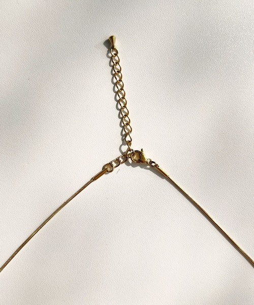 CEMONEMO(セモネモ)の「【金属アレルギー対応】 スネークチェーン ネックレス 1mm / サージカルステンレス 316L(ネックレス・レディース・ゴールド/シルバー・FREE)」の10枚目の写真