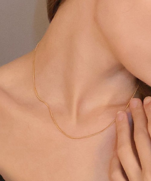 CEMONEMO(セモネモ)の「【金属アレルギー対応】 スネークチェーン ネックレス 1mm / サージカルステンレス 316L(ネックレス・レディース・ゴールド/シルバー・FREE)」の21枚目の写真