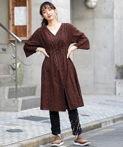 チチカカ（チチカカ）の「裾くしゅレギンス【WEB限定】（レギンス/スパッツ・レディース・ターコイズブルー/パープル系その他/チャコールグレー/ブラウン/パープル/カーキ/グリーン・FREE）」の14枚目の写真