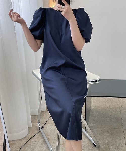 chuclla（チュクラ）の「【chuclla】【2022/SS】Color puff sleeve midi dress chw22s117（ワンピース・レディース・ネイビー/イエロー・S/M）」の14枚目の写真