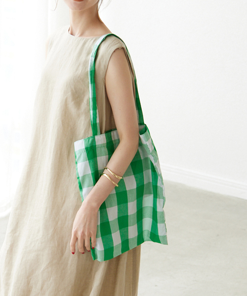 SLOBE IENA（スローブイエナ）の「SLOBE IENA ギンガムシュシュSETトートバッグ（トートバッグ・レディース・グリーン/ピンク/ブラック・FREE）」の3枚目の写真