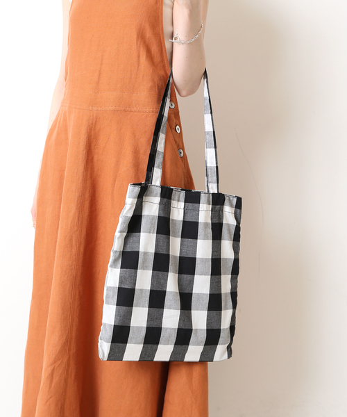 SLOBE IENA（スローブイエナ）の「SLOBE IENA ギンガムシュシュSETトートバッグ（トートバッグ・レディース・グリーン/ピンク/ブラック・FREE）」の4枚目の写真
