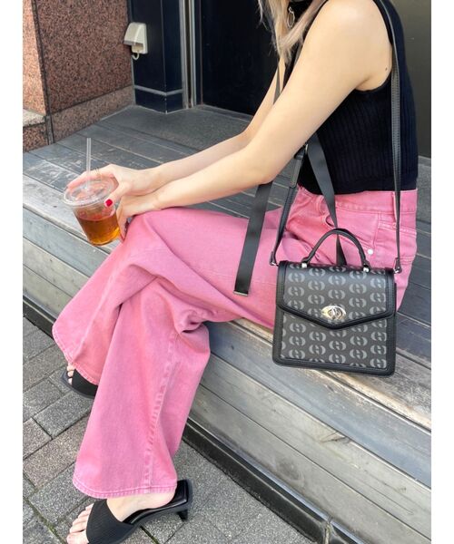 EMODA（エモダ）の「ルーズワイドジーンズ（デニムパンツ・レディース・ブラック/ピンク/アイボリー・SMALL/MEDIUM）」の5枚目の写真