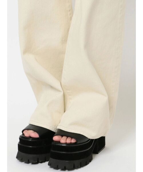 EMODA（エモダ）の「ルーズワイドジーンズ（デニムパンツ・レディース・ブラック/ピンク/アイボリー・SMALL/MEDIUM）」の19枚目の写真