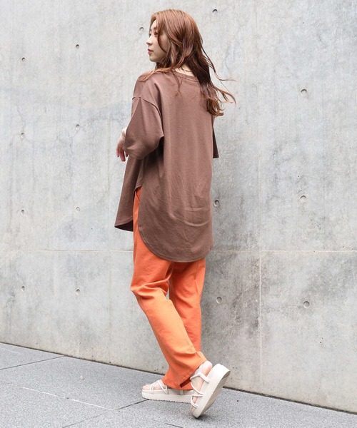 HONEYSUCKLE ROSE（ハニーサックルローズ）の「【HONEYSUCKLE ROSE】アニマルフォトＴシャツ（Tシャツ/カットソー・レディース・ホワイト/オフホワイト/ブラウン・L/M）」の7枚目の写真