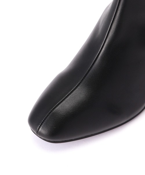 NATURAL BEAUTY BASIC（ナチュラルビューティーベーシック）の「ストレッチショートブーツ（ブーツ・レディース・ブラック/ベージュ/ブラウン/オフホワイト・23.0cm/23.5cm/24.0cm/24.5cm）」の9枚目の写真