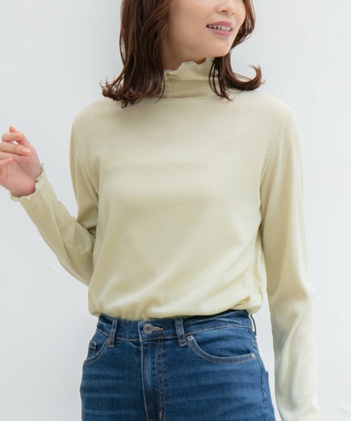 Honeys（ハニーズ）の「メロータートルネック（Tシャツ/カットソー・レディース・ブラック/ネイビー/アイボリー/ブラウン/ベージュ/サックスブルー/ライトグリーン/ピンク・S/L/M/LL）」の5枚目の写真