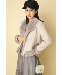 Rirandture（リランドチュール）の「フェイクファーライダース