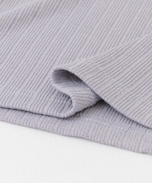 URBAN RESEARCH DOORS（アーバンリサーチドアーズ）の「針抜きリブハイネックカットソー(KIDS)（Tシャツ/カットソー・キッズ・アイボリー/グレー・150/105/135/120）」の17枚目の写真