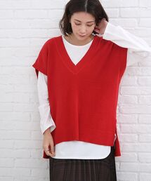 ◆脇スリット入りVネックベスト