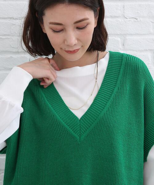 SHOO・LA・RUE（シューラルー）の「◆脇スリット入りVネックベスト（ベスト・レディース・ブラック/ダークグリーン/ナチュラル/キャメル/ダークオレンジ/ブルー・00）」の10枚目の写真