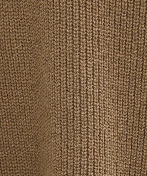 SHOO・LA・RUE（シューラルー）の「◆脇スリット入りVネックベスト（ベスト・レディース・ブラック/ダークグリーン/ナチュラル/キャメル/ダークオレンジ/ブルー・00）」の19枚目の写真