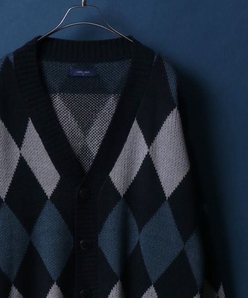 ANPAS（アンパス）の「Plaid＆Argyle Pattern Knit Cardigan/チェック＆アーガイル ルーズニットカーディガン（カーディガン/ボレロ・メンズ・ブラック系その他/ブラウン系その他/ベージュ系その他/ブルー系その他/ブラック系その他2/ベージュ系その他2/ブルー系その他2/ブルー系その他3/ブルー系その他4/グレー系その他/ネイビー系/ネイビー系1/ホワイト系その他/グレー系その他2・M/L）」の10枚目の写真
