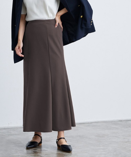 Pierrot(ピエロ)の「ストレッチマーメイドスカート(スカート・レディース・ブラック/モカ/ベージュ系その他/ブルーグリーン/ワイン・M/L/PM)」の2枚目の写真