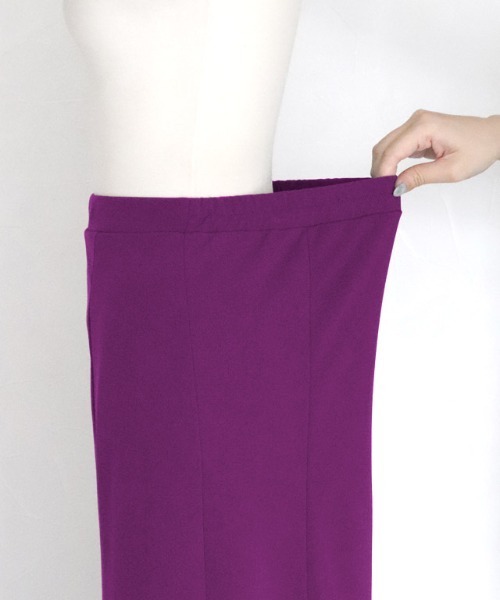 Pierrot(ピエロ)の「ストレッチマーメイドスカート(スカート・レディース・ブラック/モカ/ベージュ系その他/ブルーグリーン/ワイン・M/L/PM)」の21枚目の写真