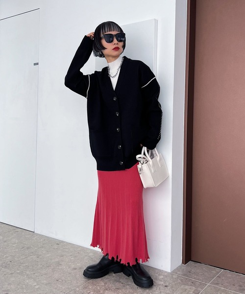 PAGEBOY(ページボーイ)の「ダメージヘムニットスカート(スカート・レディース・ブラック/オフホワイト/チェリーレッド・FREE)」の19枚目の写真