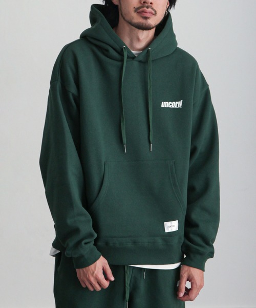 UNCORD(アンコード)の「【UNCORD】LOGO HOODIE/ロゴフーディーパーカー(パーカー・メンズ・ブラック/グレー/ブルー/グリーン/オートミール・MEDIUM/LARGE/X-LARGE)」の4枚目の写真