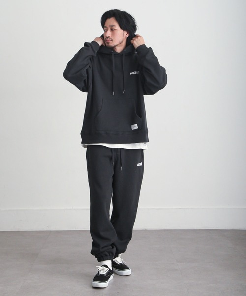 UNCORD(アンコード)の「【UNCORD】LOGO HOODIE/ロゴフーディーパーカー(パーカー・メンズ・ブラック/グレー/ブルー/グリーン/オートミール・MEDIUM/LARGE/X-LARGE)」の11枚目の写真