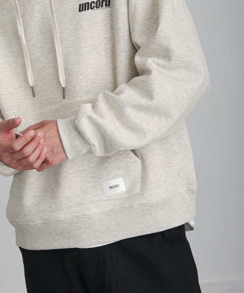 UNCORD(アンコード)の「【UNCORD】LOGO HOODIE/ロゴフーディーパーカー(パーカー・メンズ・ブラック/グレー/ブルー/グリーン/オートミール・MEDIUM/LARGE/X-LARGE)」の21枚目の写真