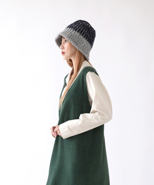 UNE MANSION（ユヌマンション）の「ツーカラー配色ニットハット（ニットキャップ/ビーニー・レディース・グリーン/グレー/ブラウン/ベージュ・ONE SIZE）」の8枚目の写真