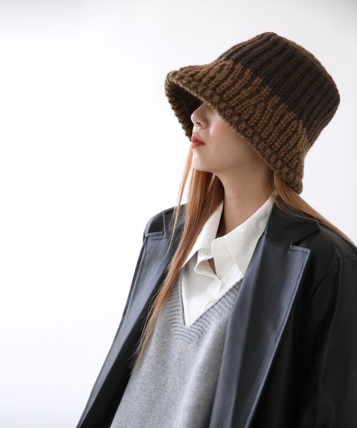 UNE MANSION（ユヌマンション）の「ツーカラー配色ニットハット（ニットキャップ/ビーニー・レディース・グリーン/グレー/ブラウン/ベージュ・ONE SIZE）」の10枚目の写真