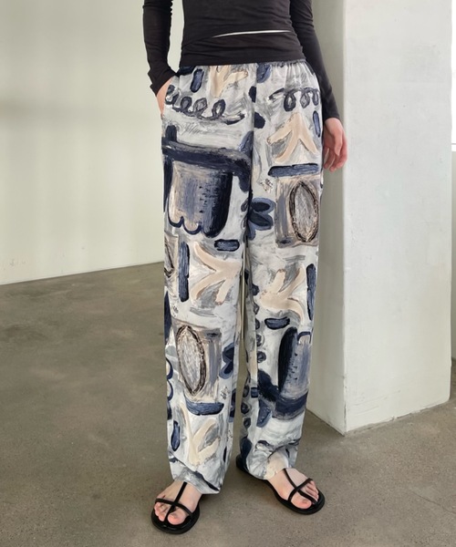 Didot.showroom(ディドット ショールーム)の「【DIDOT.】テーパード柄パンツ(その他パンツ・レディース・ブラウン/ベージュ/ミント/ネイビー・FREE)」の4枚目の写真