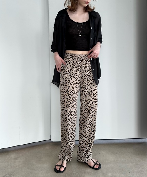 Didot.showroom(ディドット ショールーム)の「【DIDOT.】テーパード柄パンツ(その他パンツ・レディース・ブラウン/ベージュ/ミント/ネイビー・FREE)」の7枚目の写真