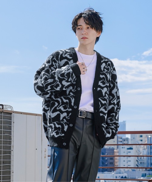 Ellno Loset（エルノロゼット）の「モヘアタッチジャガードカーディガン（カーディガン/ボレロ・メンズ・ブラック/ブルー・MEDIUM/LARGE）」の8枚目の写真