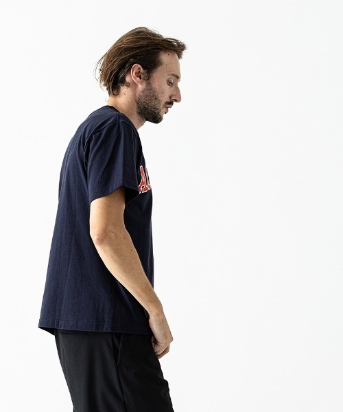 ACANTHUS(アカンサス)の「mt8109- College Logo Tee Tシャツ(Tシャツ/カットソー・メンズ・ブルー/チャコール/ホワイト/ブラック/ネイビー・L/M/S/XL)」の17枚目の写真
