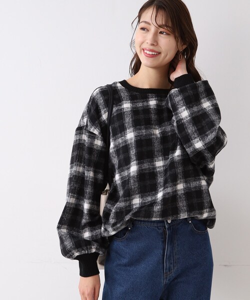 SHOO・LA・RUE（シューラルー）の「◆チェック柄ボリュームトップス（Tシャツ/カットソー・レディース・ブラック系1/ダークブラウン系1・00）」の18枚目の写真