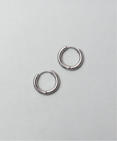 ieLS(イエルズ)の「金属アレルギー対応 「ieLS」 ステンレス クロッシング サークル フープピアス(ピアス(両耳用)・メンズ・シルバー/ゴールド/ブラック・ONE SIZE)」の1枚目の写真
