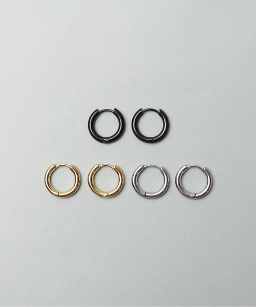 ieLS(イエルズ)の「金属アレルギー対応 「ieLS」 ステンレス クロッシング サークル フープピアス(ピアス(両耳用)・メンズ・シルバー/ゴールド/ブラック・ONE SIZE)」の3枚目の写真
